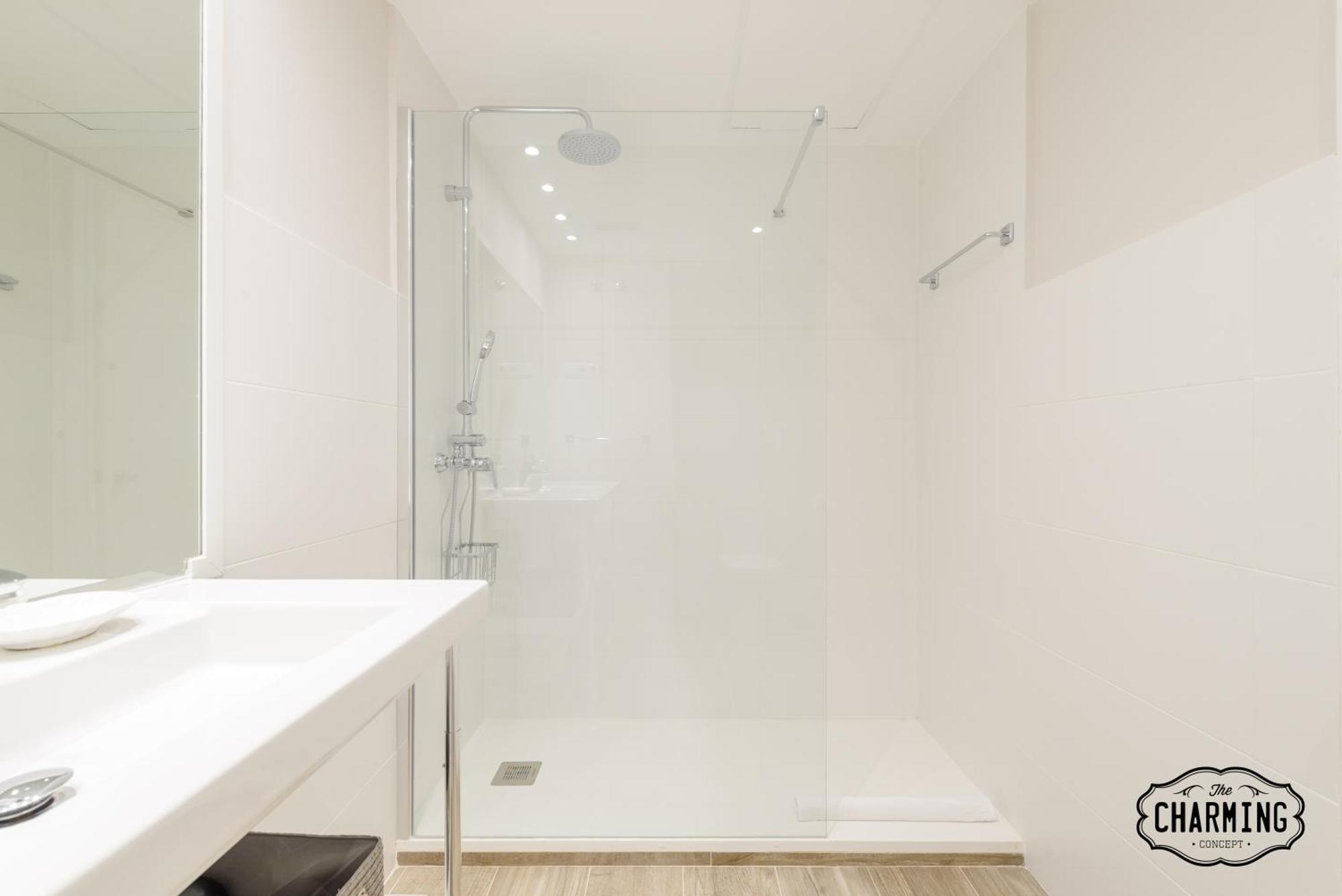 Charming Eurobuilding 2 Terrace Exclusive - Plaza De Parking Apartment Madrid Exterior foto